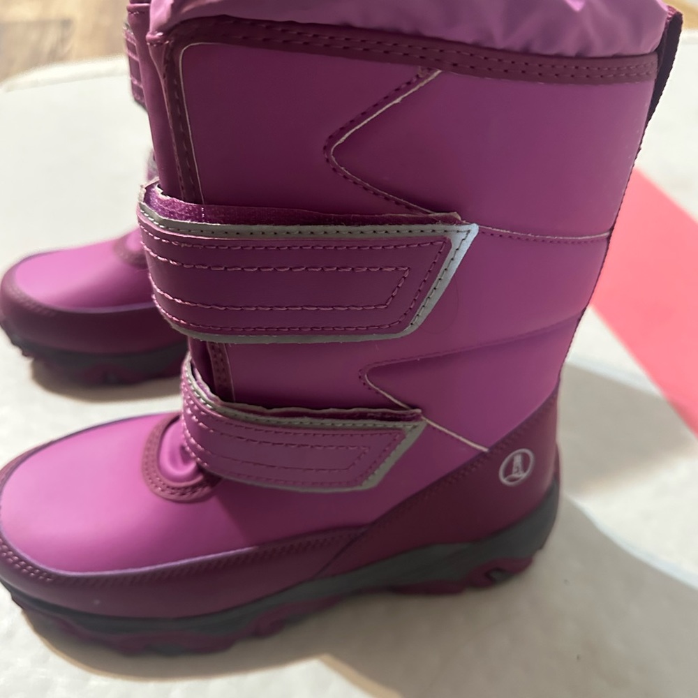 Lands End girls snow boots